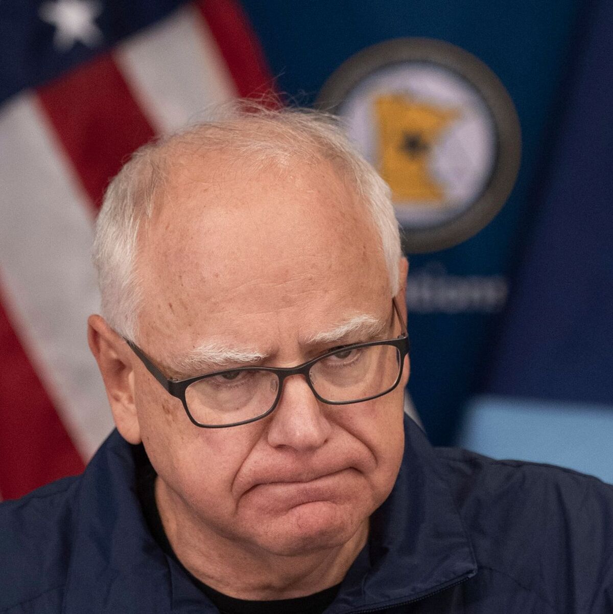 Spricht von langwierigen negativen Folgen durch die Einsätze der Bundesbeamten - Minnesotas Gouverneur Tim Walz (Archivbild).  - Foto: Jerry Holt/Star Tribune via AP/dpa