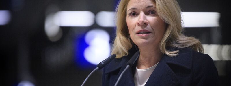 Bahnchefin Evelyn Palla will zum Sicherheitsgipfel am Freitag konkrete Vorschläge zur Erhöhung der Sicherheit mitbringen. (Archivbild) - Foto: Bernd von Jutrczenka/dpa