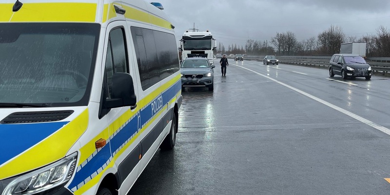 POL-PB: #LEBEN: LKW-Kontrollen im Kreis Paderborn - Foto: presseportal.de