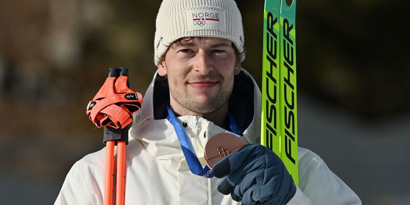 Schreibt wieder sportliche Schlagzeilen: Sturla Holm Laegreid. - Foto: Hendrik Schmidt/dpa