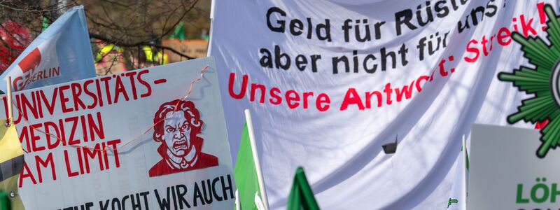 Der Tarifeinigung gingen wochenlange Warnstreiks und Proteste voraus. (Archivfoto) - Foto: Soeren Stache/dpa