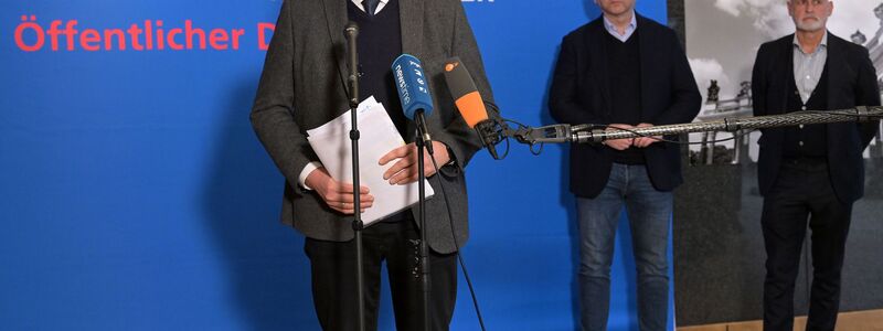 Länder-Verhandlungsführer Andreas Dressel hält den Tarifabschluss für vertretbar. - Foto: Michael Bahlo/dpa