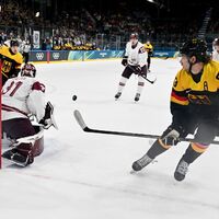Deutschland verliert gegen Lettland - Foto: Peter Kneffel/dpa