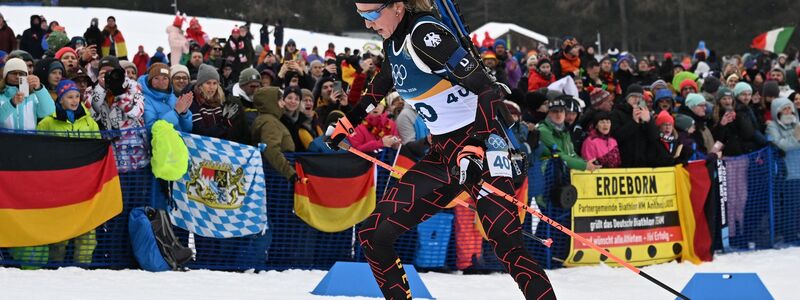 Franziska Preuß auf der Strecke in Antholz. - Foto: Hendrik Schmidt/dpa