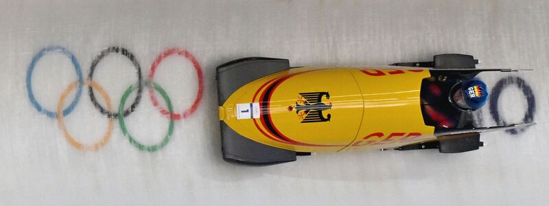 Laura Nolte startete mit Bahnrekord ins Monobob-Rennen.  - Foto: Robert Michael/dpa