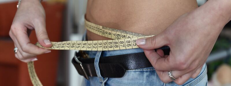 Intervallfasten zeigte keinen besseren oder nur einen sehr geringfügig besseren Effekt bei der Gewichtsabnahme als andere Methoden. - Foto: Jens Kalaene/dpa-Zentralbild/dpa