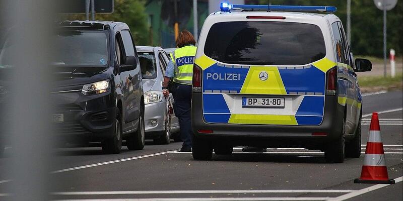 Deutsche Grenzkontrolle (Archiv) - Foto: via dts Nachrichtenagentur