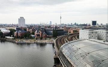 Bundesregierung siedelt KI-Sicherheitsinstitut in Berlin an