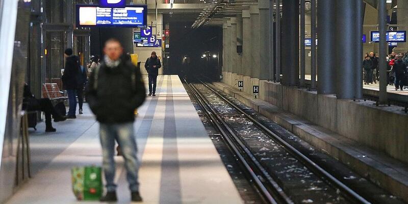 Bahnsteig (Archiv) - Foto: via dts Nachrichtenagentur