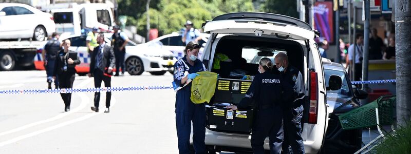 Eine Person erlag noch am Tatort ihren schweren Verletzungen - Foto: Bianca De Marchi/AAP/dpa