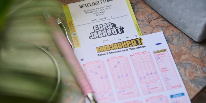 Eurojackpot: Freitag, der 13. bringt eine Million Euro / Weitere NRW-Tipper am Karnevalswochenende im Glück - Foto: presseportal.de