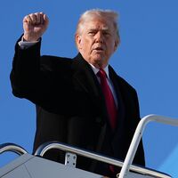 US-Präsident Donald Trump denkt offenbar über einen Olympia-Kurzbesuch nach. - Foto: Matt Rourke/AP/dpa