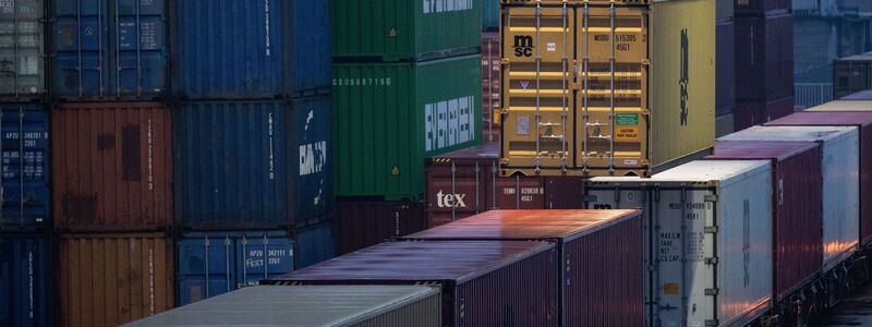 Der Export ist die Hoffnung der deutschen Wirtschaft. (Symbolbild) - Foto: Marijan Murat/dpa