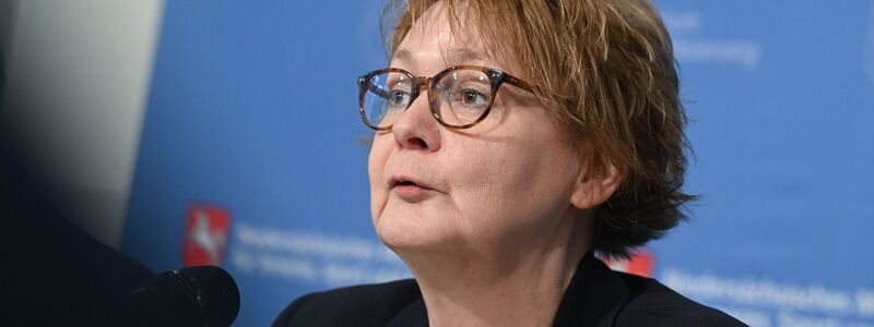 Niedersachsens Innenministerin Daniela Behrens sagt, die neue Einstufung ordne die AfD Niedersachsen dem rechtsextremistischen Spektrum zu. - Foto: Julian Stratenschulte/dpa