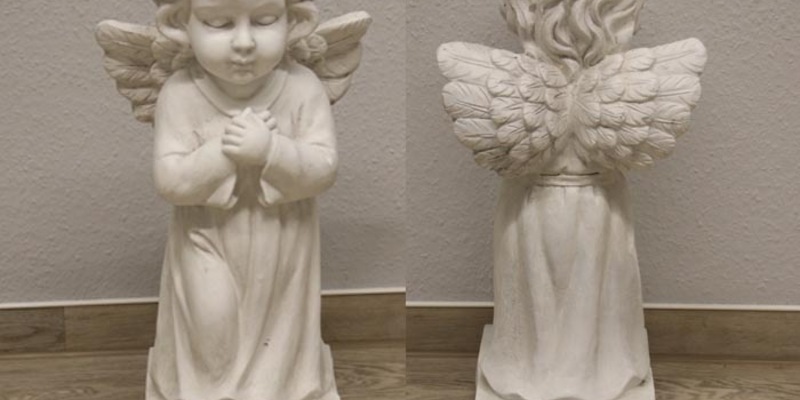 POL-KLE: Bedburg-Hau - Figur an einer Bushaltestelle aufgefunden: Polizei sucht Zeugen und Eigentümer - Foto: presseportal.de