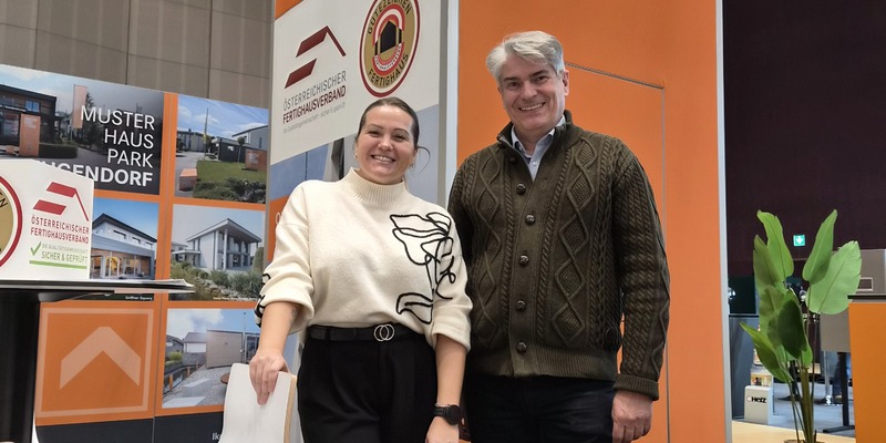 Gemeinsamer Messeautritt - Foto: Musterhauspark über pressetext.de