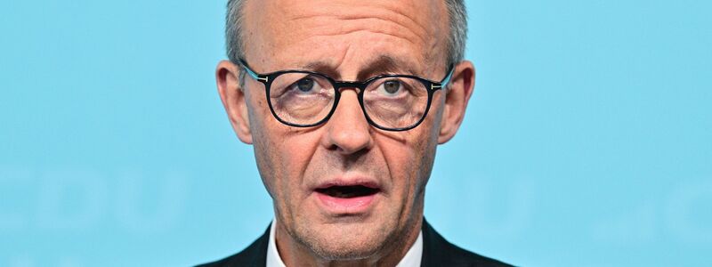 Merz befürwortet Social-Media-Verbot für Kinder. (Archivbild) - Foto: Sebastian Christoph Gollnow/dpa