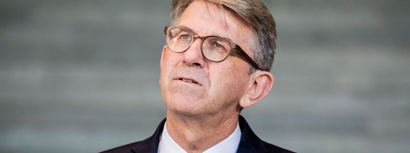 Wolfram Weimer stellt sich hinter die Berlinale. (Archivbild) - Foto: Christoph Soeder/dpa