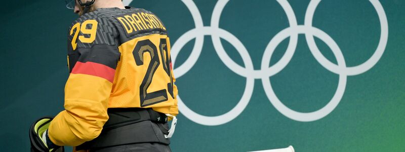 Bitteres Olympia-Aus im Viertelfinale für Deutschlands Fahnenträger Leon Draisaitl - Foto: Peter Kneffel/dpa