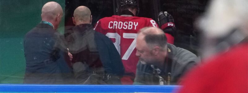 Kanadas Kapitän Sidney Crosby ging vorzeitig verletzt in die Kabine. - Foto: Carolyn Kaster/AP/dpa