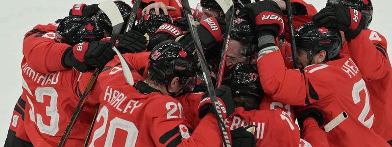 Top-Favorit Kanada rettete sich mit einem Sieg in der Overtime ins Halbfinale. - Foto: Peter Kneffel/dpa