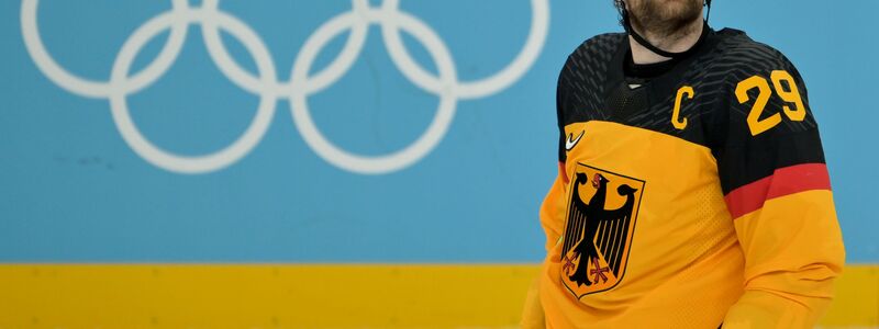 Deutschlands Eishockey-Männer um Kapitän Leon Draisaitl haben eine Olympia-Medaille verpasst. - Foto: Peter Kneffel/dpa