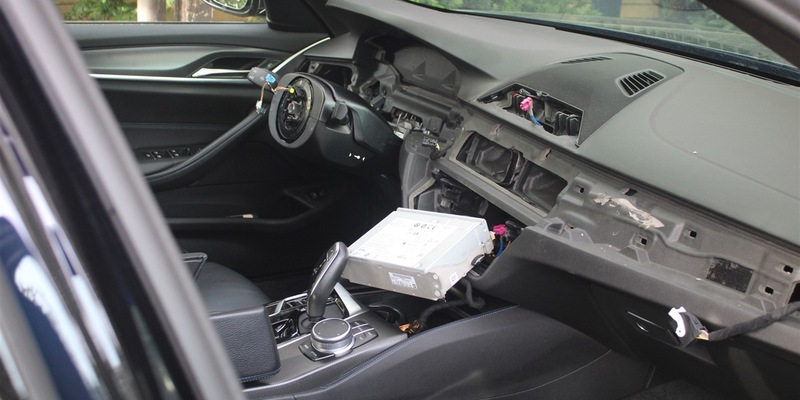 POL-RBK: Rösrath - Innenausstattung aus BMW ausgebaut - Foto: presseportal.de