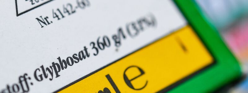 Der Wirkstoff Glyphosat ist umstritten, aus Sicht vieler Landwirte aber unverzichtbar - das sieht auch das Weiße Haus so. - Foto: Patrick Pleul/dpa-Zentralbild/dpa