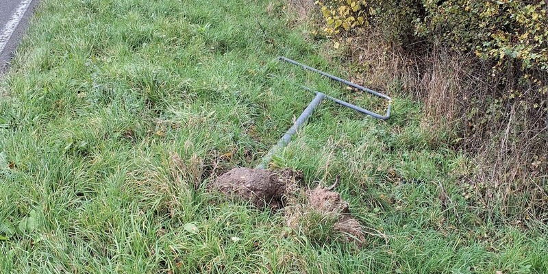 POL-PDTR: Diebstahl von Ortsschild in Pluwig - Foto: presseportal.de