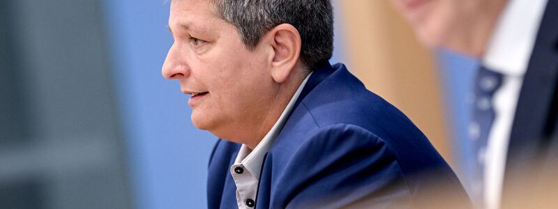 Das Bundesamt für Sicherheit in der Informationstechnik (BSI) spielt eine zentrale Rolle bei der Bewältigung von Cyber-Bedrohungen. Betreiber kritischer Infrastruktur müssen relevante Cyberangriffe dem BSI melden. (Archivfoto) - Foto: Britta Pedersen/dpa