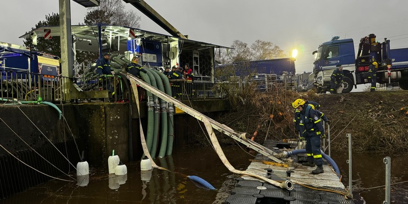 THW HH MV SH: Kreis und THW üben Schöpfwerksausfall - Foto: presseportal.de