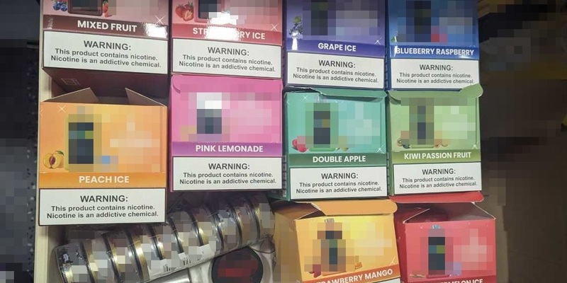 HZA-DA: Gemeinsame Kontrolle von Polizei und Zoll: Rund 300 illegale Einweg-Vapes sichergestellt - Foto: presseportal.de