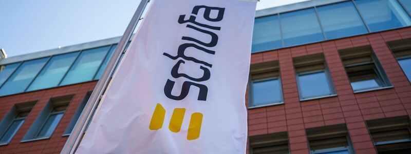 Die 1927 gegründete «Schutzgemeinschaft für allgemeine Kreditsicherung» erhält von ihren Vertragspartnern Informationen über die Eröffnung von Girokonten, die Ausgabe von Kreditkarten, den Abschluss von Leasingverträgen und Krediten. (Archivbild) - Foto: Andreas Arnold/dpa