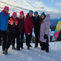 KiKA LIVE Allstars: Winterspiele ab 23. Februar 2026 / Sportliche Challenges mit Clarissa Corrêa da Silva, Tierreporterin Nina und Checker Julian gegen Team KiKA LIVE - Foto: presseportal.de