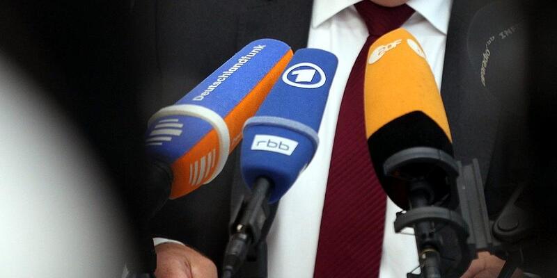 Mikrophone der Öffentlich-Rechtlichen (Archiv) - Foto: via dts Nachrichtenagentur
