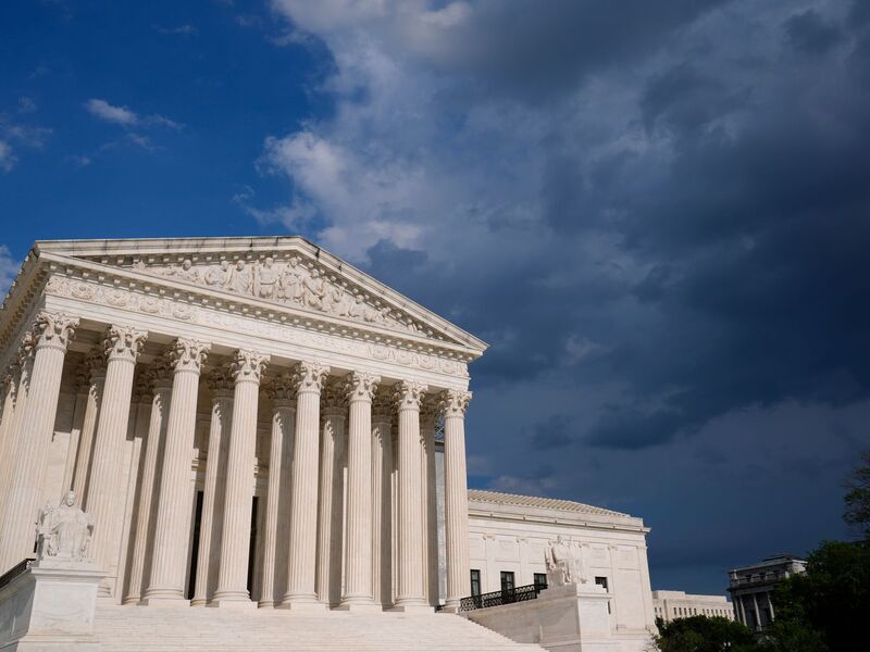 Trump hat im Streit um seine aggressive Zollpolitik eine Niederlage vor dem Supreme Court kassiert. (Archivbild) - Foto: Susan Walsh/AP/dpa