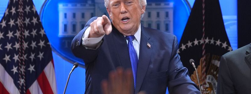 Trump kündigt 15 Prozent Zölle an. - Foto: Evan Vucci/AP/dpa