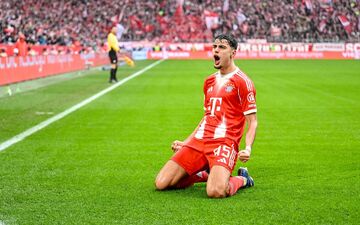 Eröffnete für die Bayern: Aleksandar Pavlovic. - Foto: Harry Langer/dpa