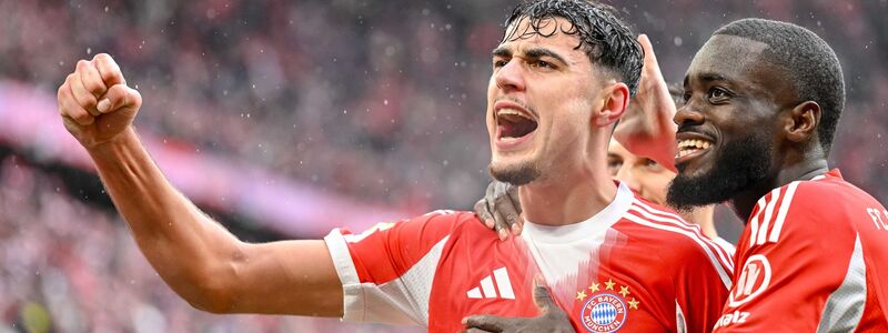 Bejubelt den Treffer zur Führung: Bayern-Profi Aleksandar Pavlovic. - Foto: Harry Langer/dpa