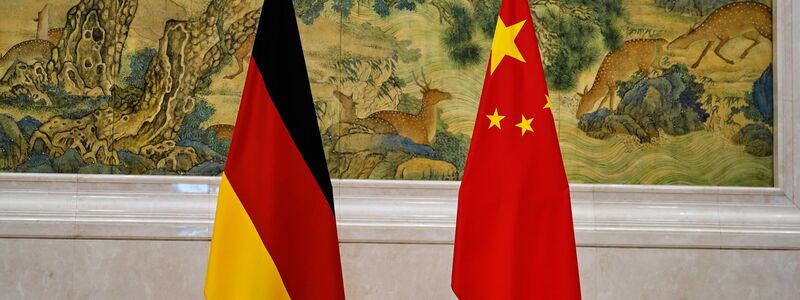 China: Partner und Rivale (Symbolbild) - Foto: Ng Han Guan/AP/dpa