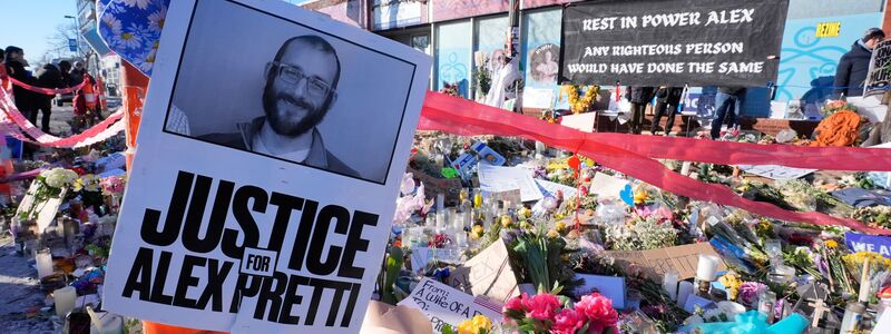 Tausende protestierten nach dem Tod zweier US-Bürger in Minneapolis durch Schüsse von Bundesbeamten. (Archivbild) - Foto: Alex Brandon/AP/dpa