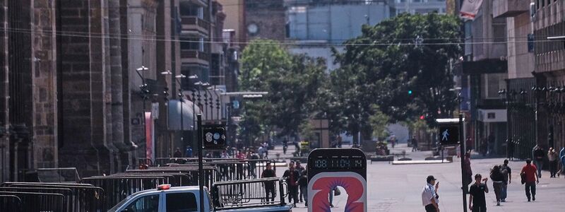 In Guadalajara kam es zu Gewalttaten: In der Stadt werden Spiele der nächsten Fußball-WM ausgetragen. - Foto: Alejandra Leyva/AP/dpa