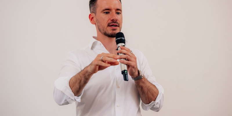 Wenn Schlaf fehlt und der Körper streikt: Wie Frauen den Fettstoffwechsel in den Wechseljahren wieder ankurbeln - Foto: presseportal.de