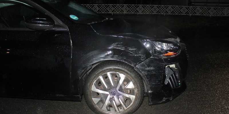 POL-HA: Verkehrsunfall mit hohem Sachschaden beim Überholen - Foto: presseportal.de
