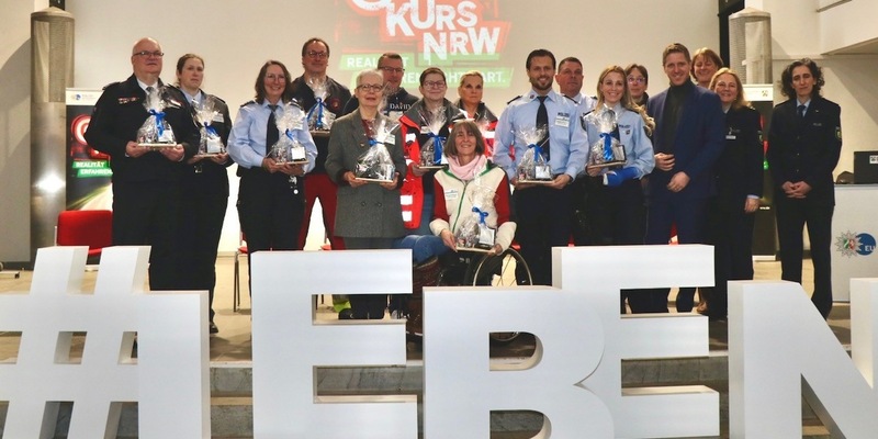 POL-EU: 100. Crash Kurs NRW-Veranstaltung - Foto: presseportal.de