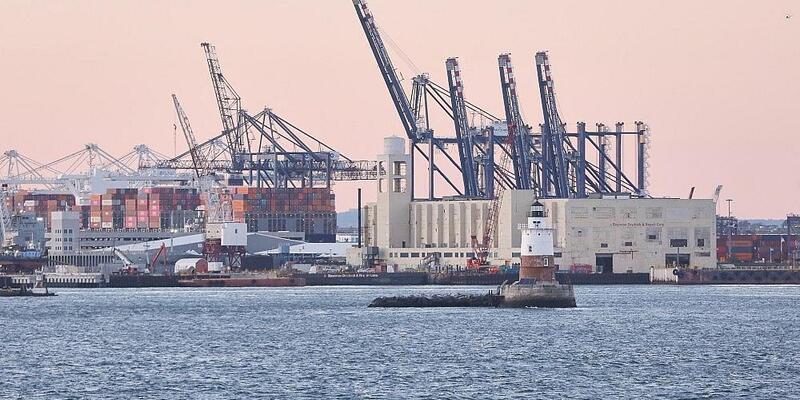 Industrieanlagen (Archiv) - Foto: via dts Nachrichtenagentur