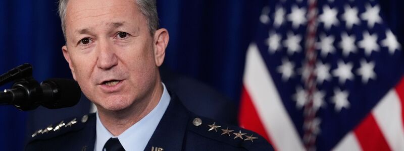 US-Generalstabschef Caine soll Präsident Trump vor Risiken eines Militäreinsatzes im Iran gewarnt haben. (Archivbild) - Foto: Alex Brandon/ap/dpa