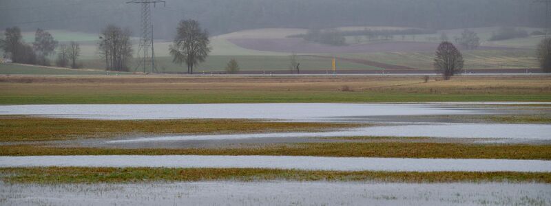 Vor allem in Bayern kann es zu Überschwemmungen kommen. - Foto: Daniel Vogl/dpa