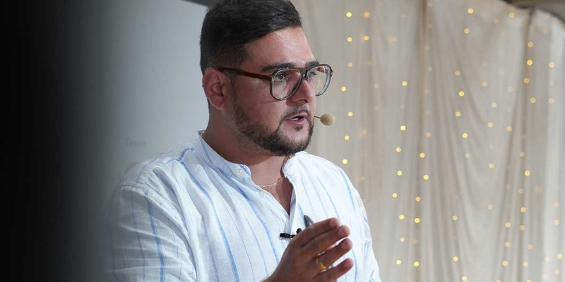 Liborio Manciavillano von der HWS Handwerks-Schmiede GmbH über Social Media im Handwerk: Warum Sichtbarkeit heute über Kunden und Mitarbeiter entscheidet - Foto: presseportal.de