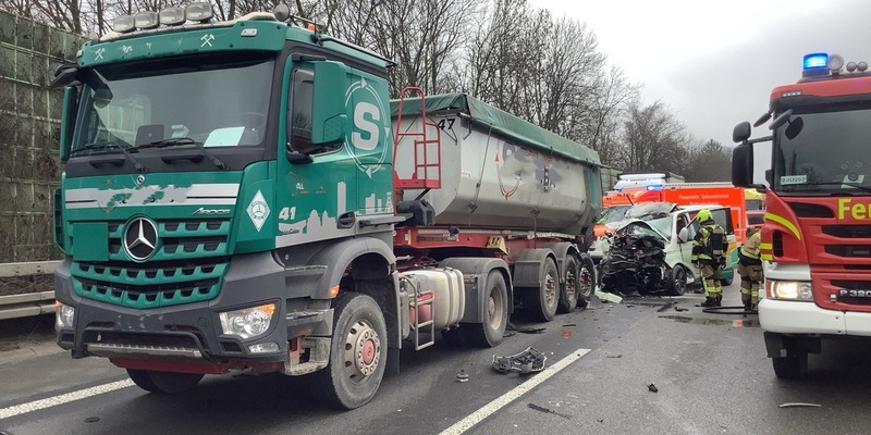 FW-GE: Verkehrsunfall auf der A2 - Eine verletzte Person - Foto: presseportal.de